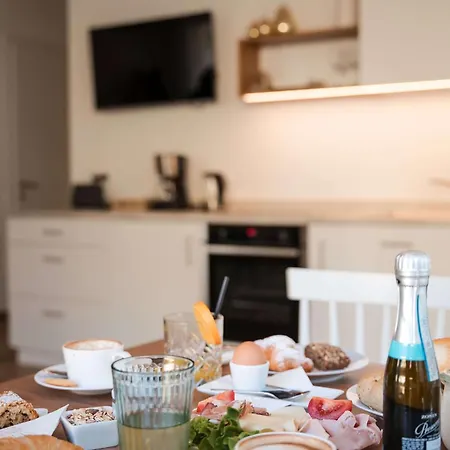 Lorent House Apartment *